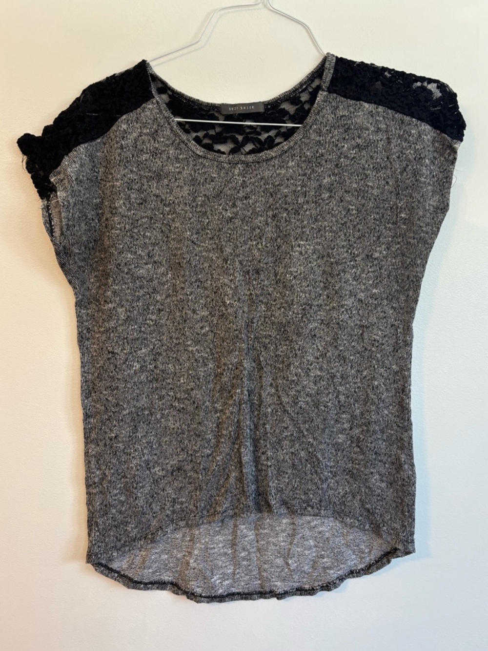 Suzy Shier Black Lace Detail Short Cap Sleeve Marled Gray Top Size Medium